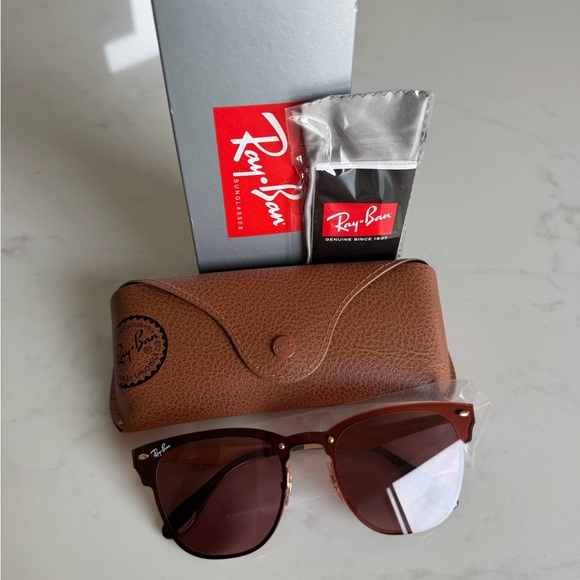Ray-Ban Blaze Clubmaster Sunglasses - Picture 7 of 10